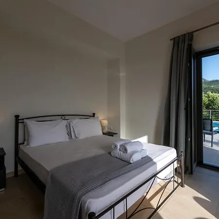 House Of Muses Apartment Riglia