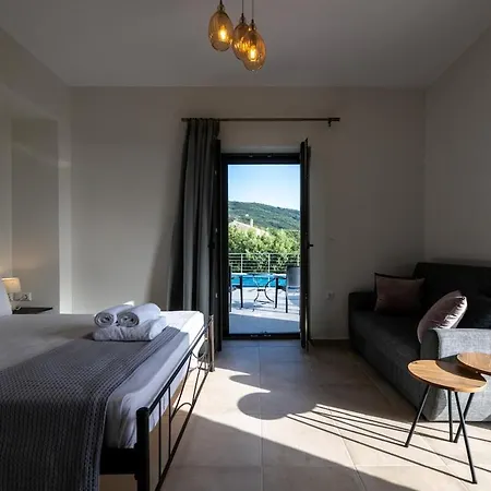 House Of Muses Apartment