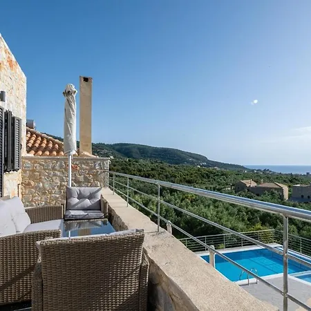 Apartment House Of Muses *