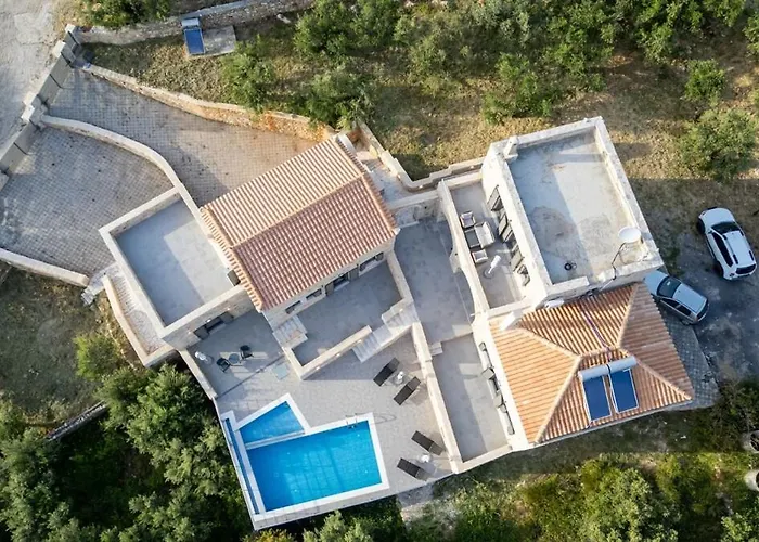 House Of Muses * Riglia